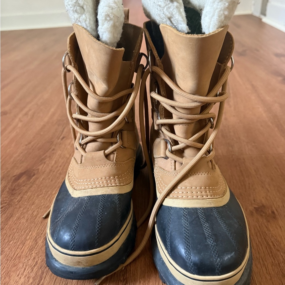 Sorel caribou Tan and Black Winter Boots with inserts waterproof